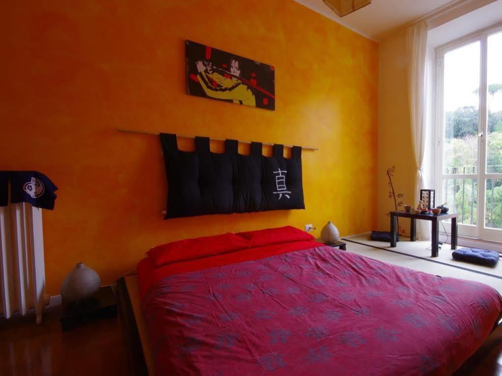 Movie Guest house